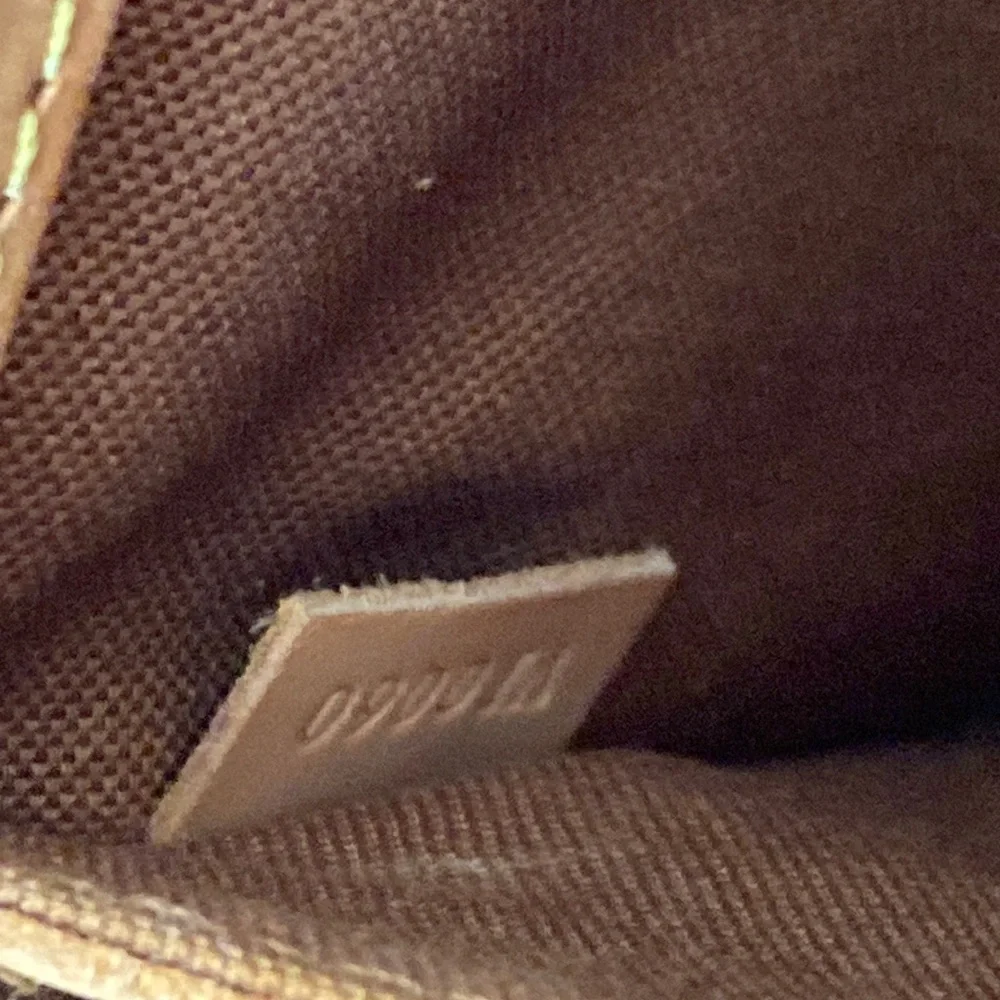 Louis Vuitton Alma Monogram with Gold Chain Beautiful Condition